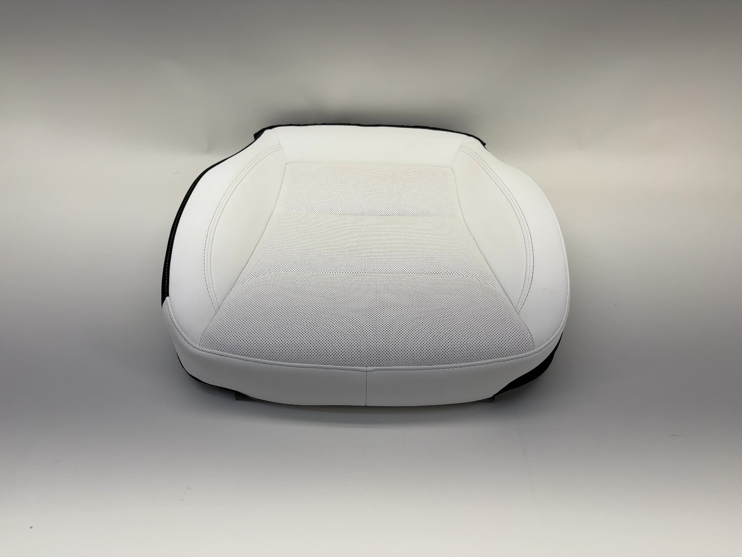 2025 Tesla Model Y Juniper Driver Seat Lower Cushion White 2048708-02-C