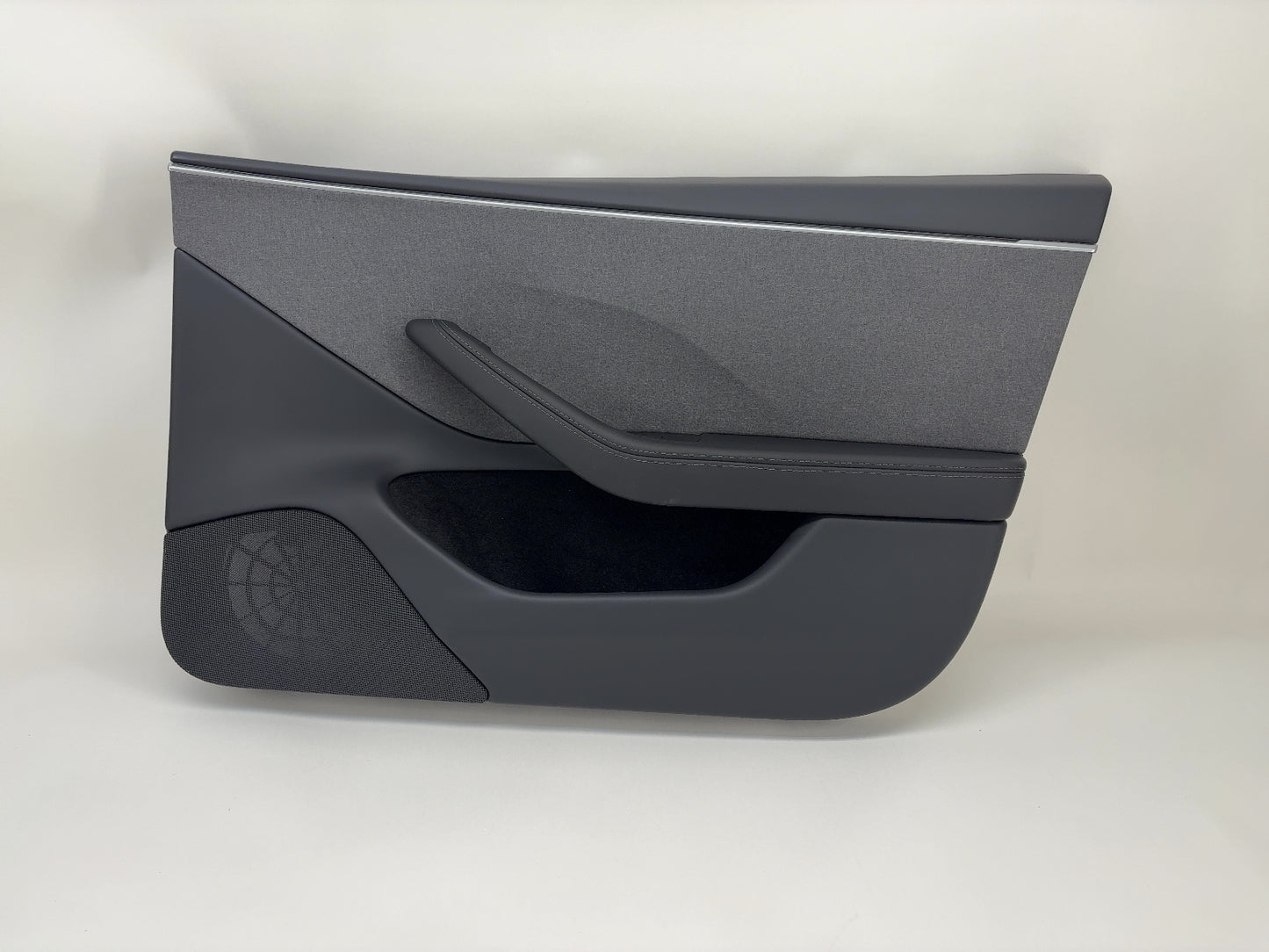 2025 Tesla Model 3 Highland Front Right Door Panel 1776740-28-B