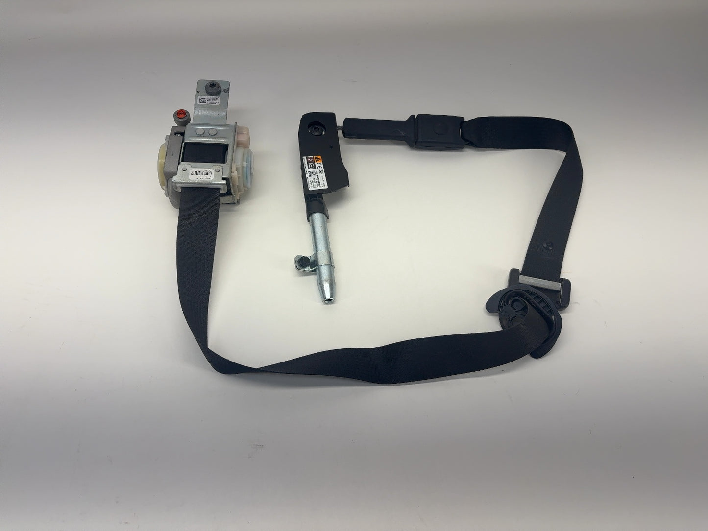 2014-2015 Tesla Model S Front Right Seatbelt With Pretensioner 1048259-02-A
