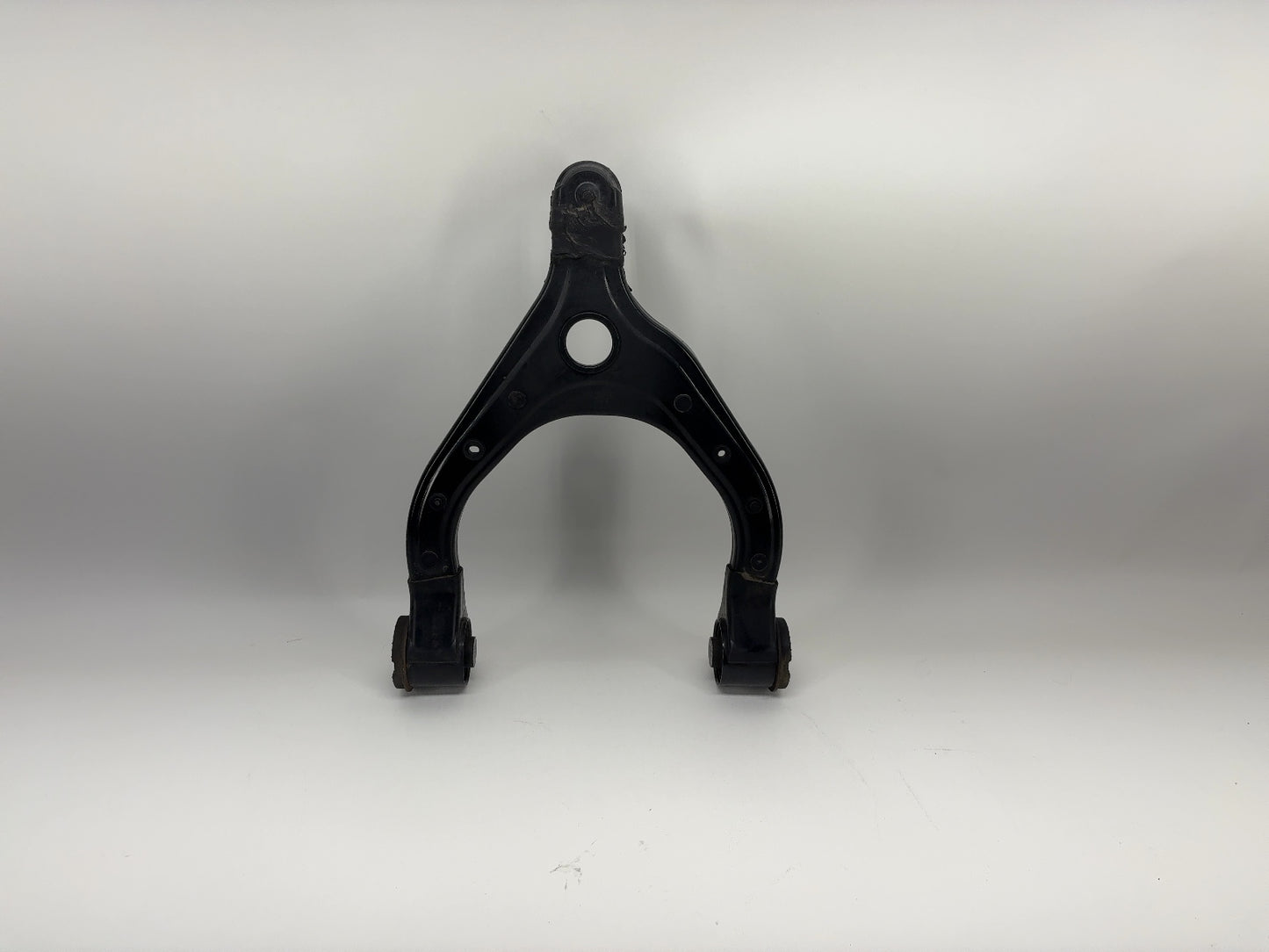 2017-2018 Tesla Model X Front Right Upper Control Arm 1027327-00-D