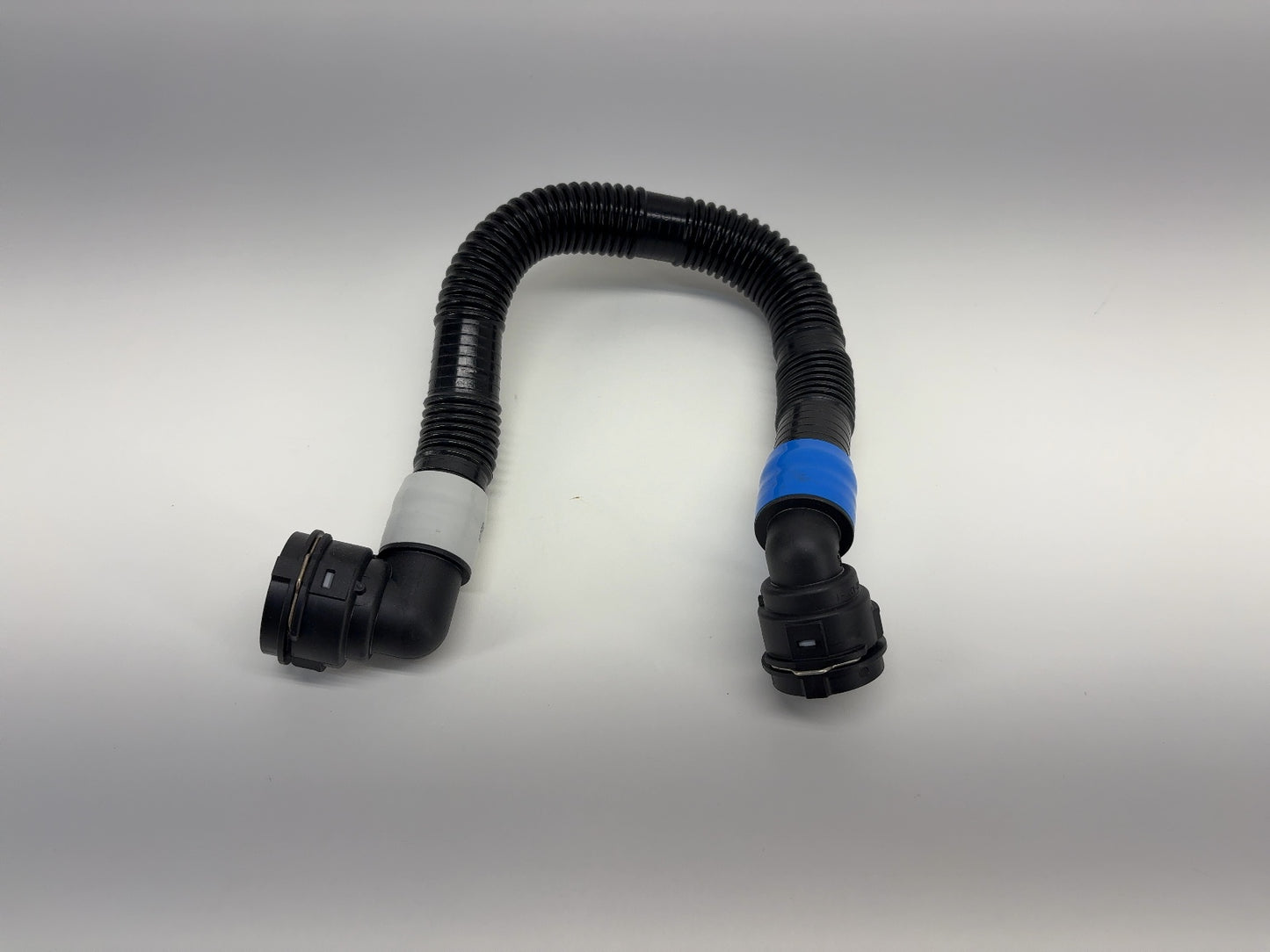2025 Tesla Model X Radiator To Battery Inlet Hose 1585716-00-C