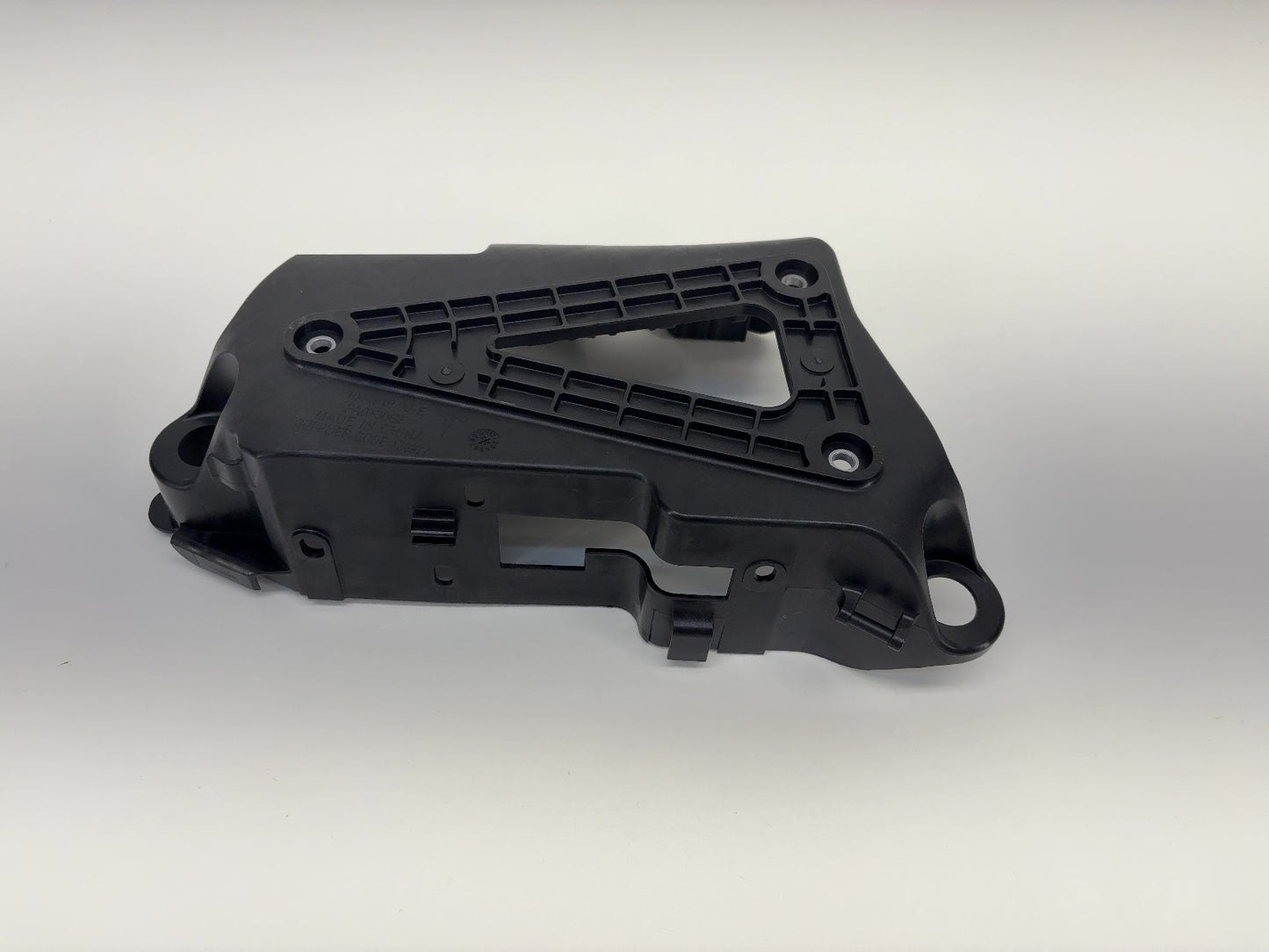 2025 Tesla Model X Air Suspension Compressor Bracket 1044919-00-E