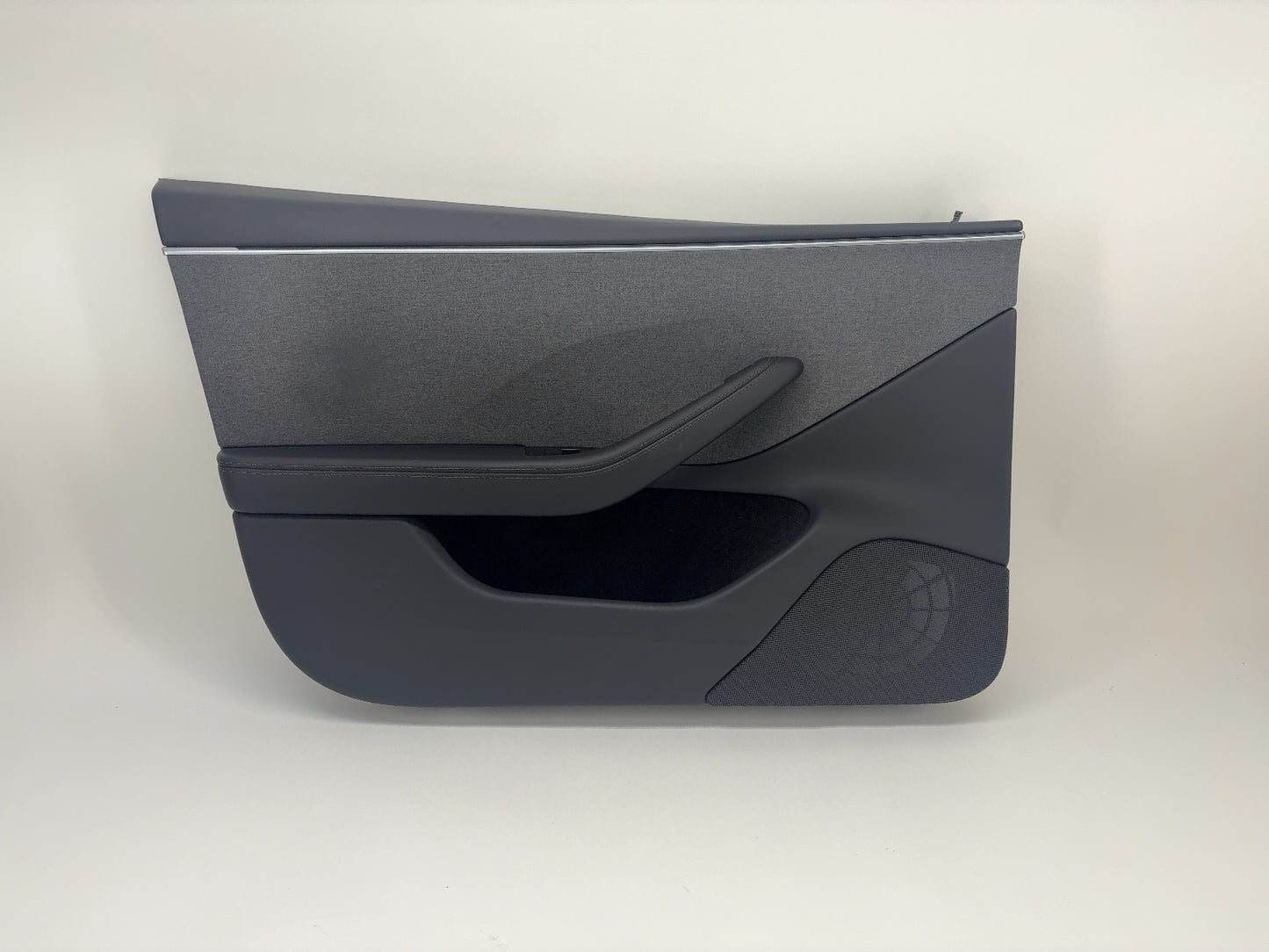 2024-2025 Tesla Model 3 Highland Front Left Door Panel 1776730-20-D