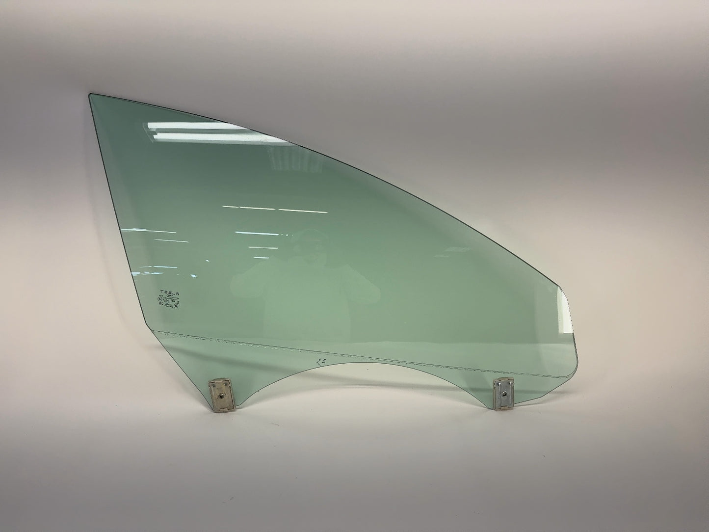 2024-2025 Tesla Model 3 Highland Front Right Door Glass Laminated 1773076-00-D
