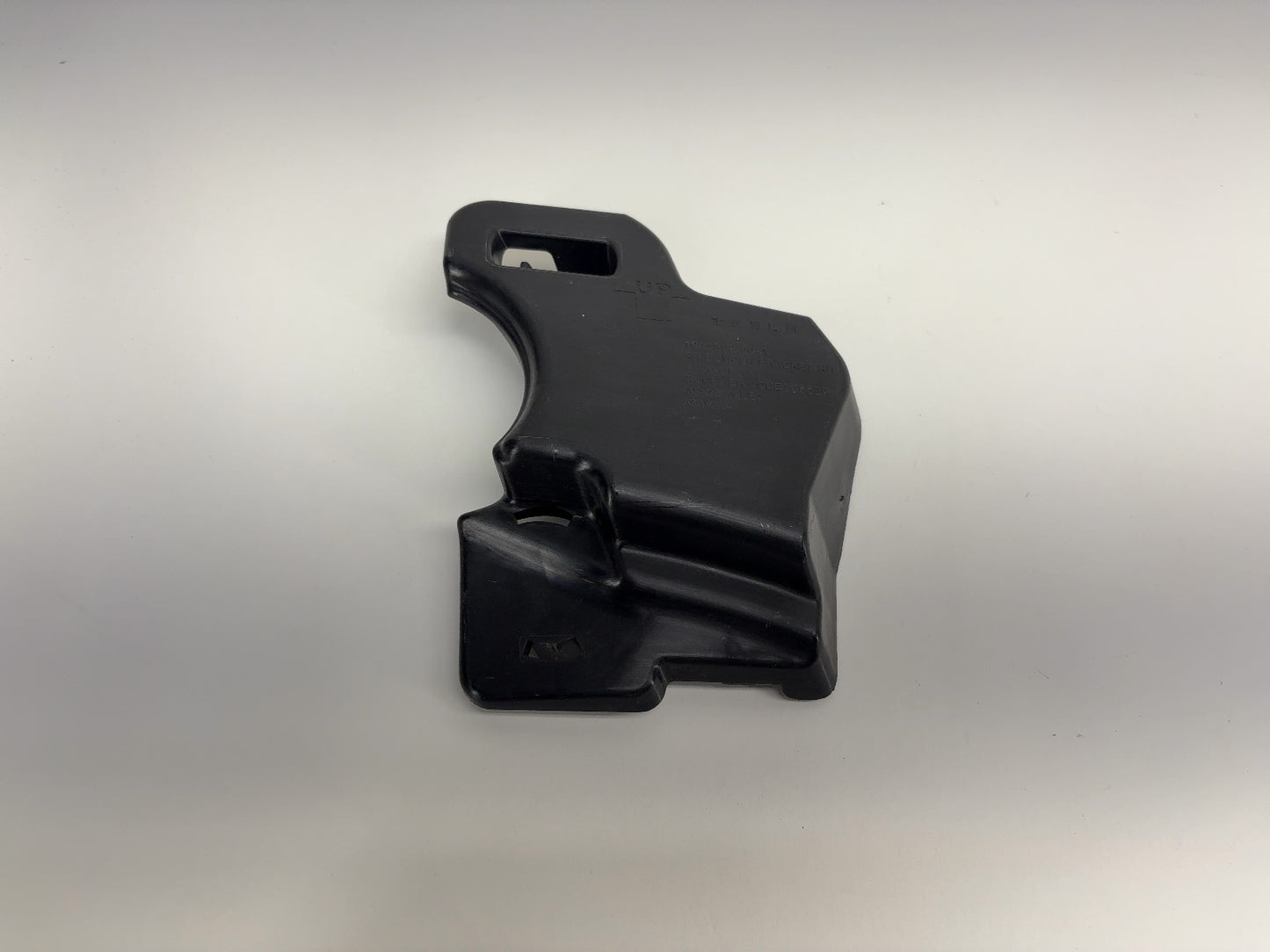 2024 Tesla Model 3 Highland Rear Bumper Bracket Right 1941892-00-A
