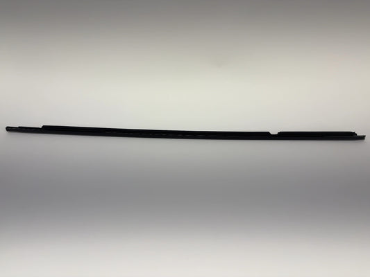 2023 Rivian R1S R1T Front Right Door Belt Molding U PT00041977-G