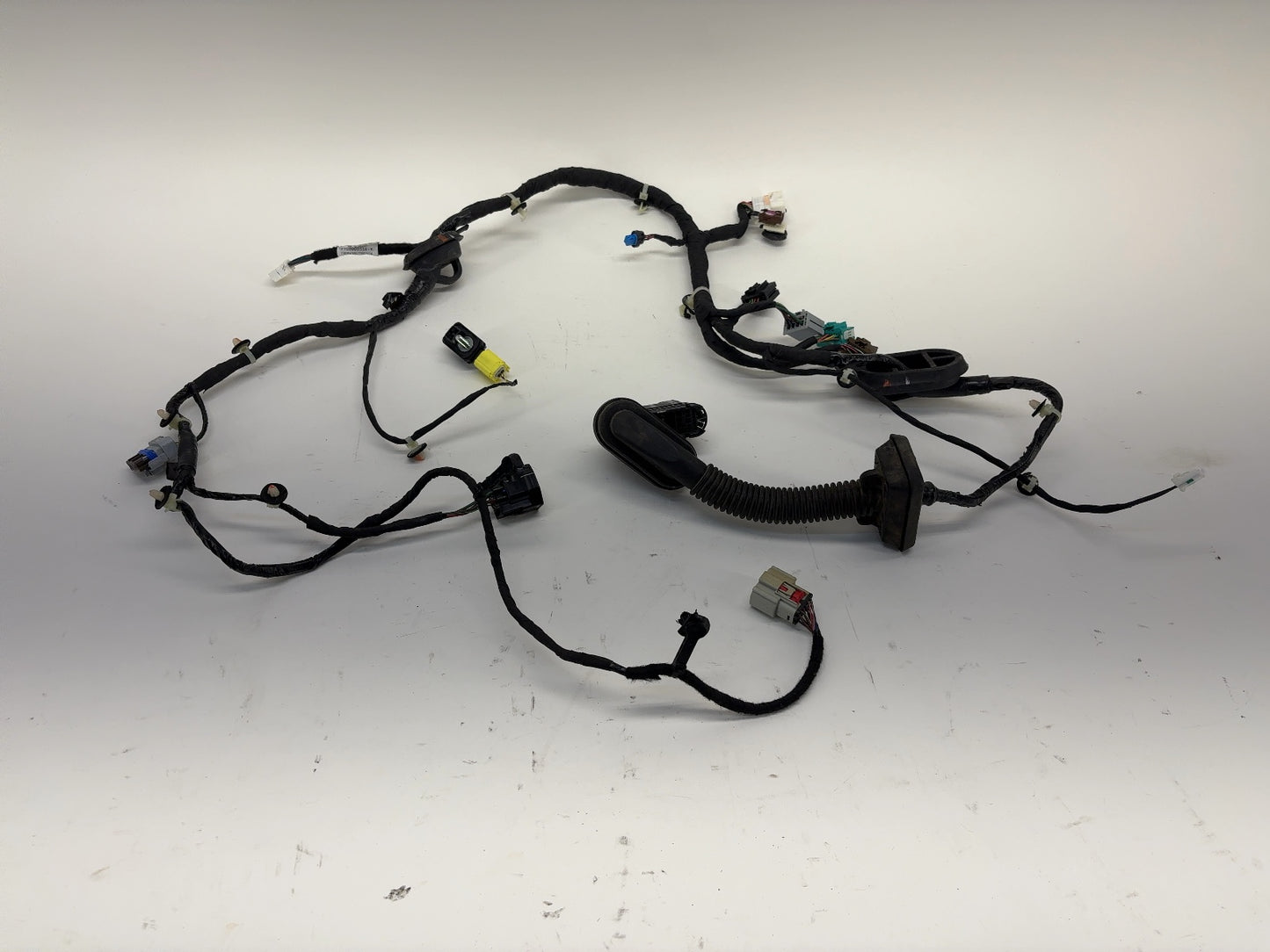 2023 Rivian R1T Front Left Door Harness PT00000558-K
