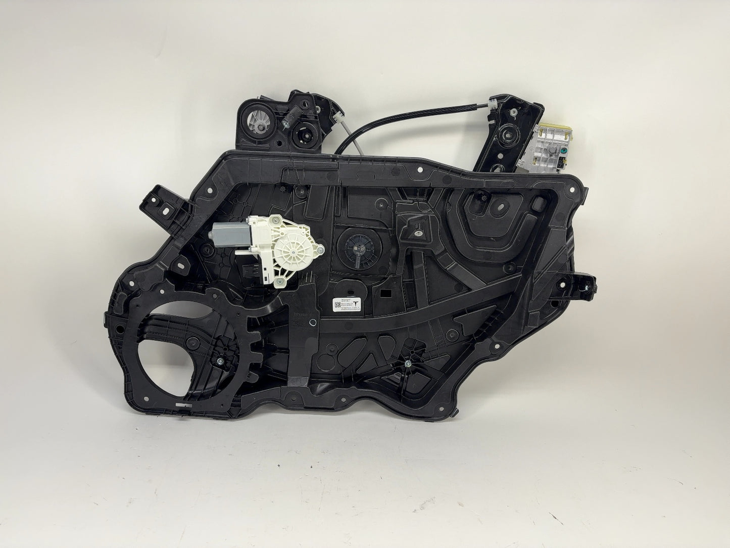 2026 Tesla Model Y Juniper Front Right Window Regulator Assembly 1987313-98-A