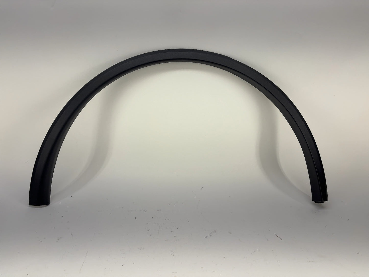 2026 Tesla Model Y Juniper Rear Fender Garnish Right 1937596-00-D