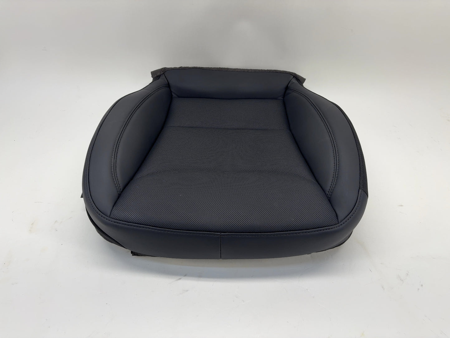 2025 Tesla Model 3 Highland Front Right Seat Lower Cushion 1997745-01-D