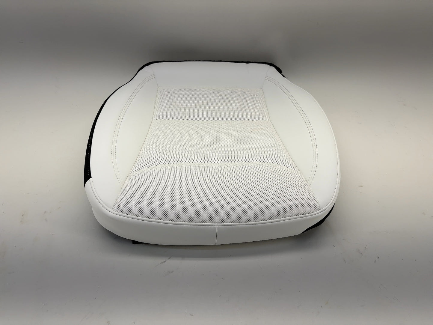 2024 Tesla Model 3 Front Left Driver Seat Lower Cushion 1997744-02-B