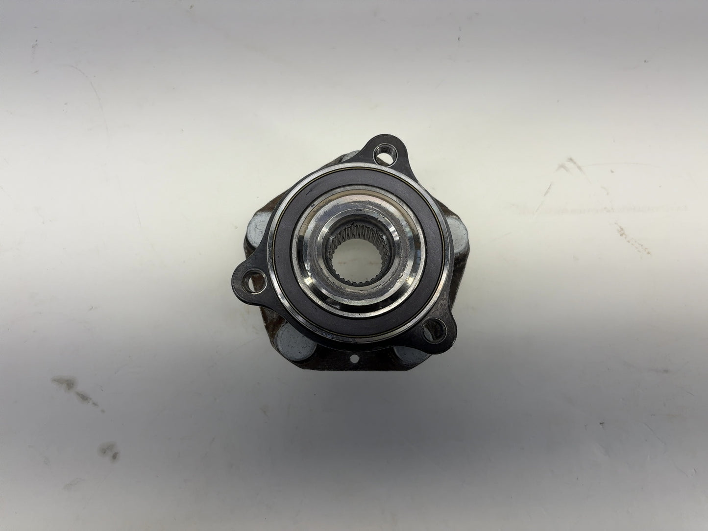 2023 Tesla Model Y Driven Hub Rear 1044123-00-E