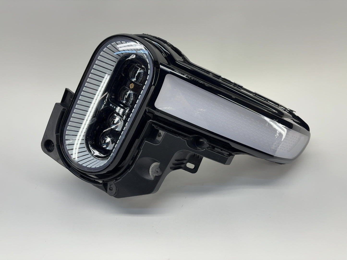 2023-2024 Rivian R1S R1T Left Headlamp PT00000465-R