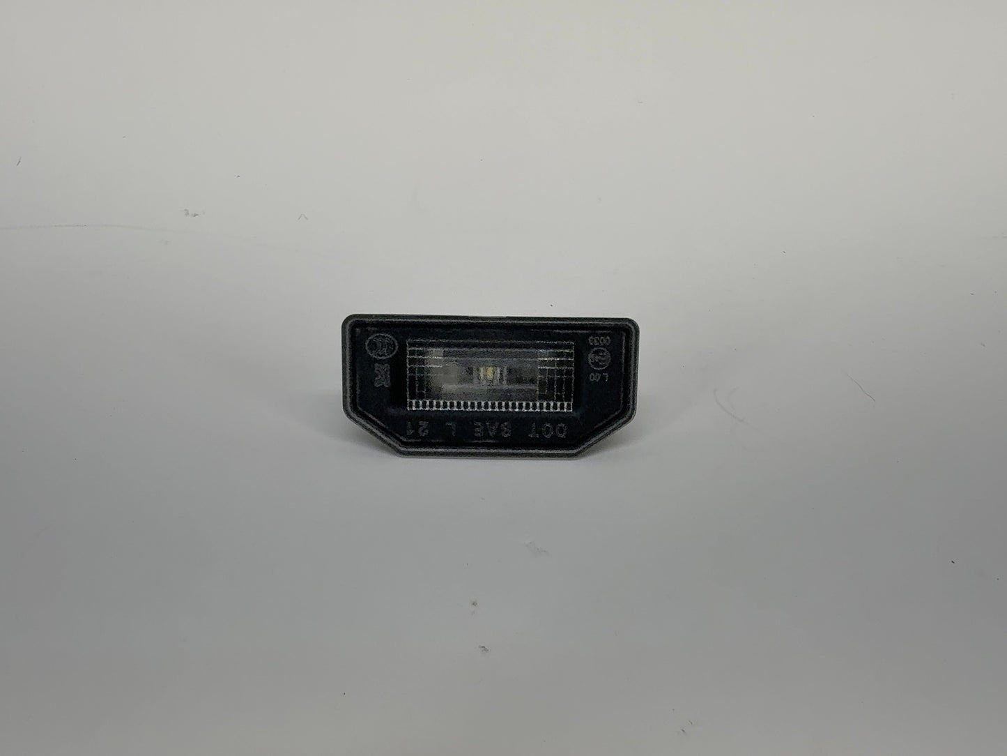 2024-2025 Tesla Model 3 Highland Rear License Plate Light 1713282-00-A