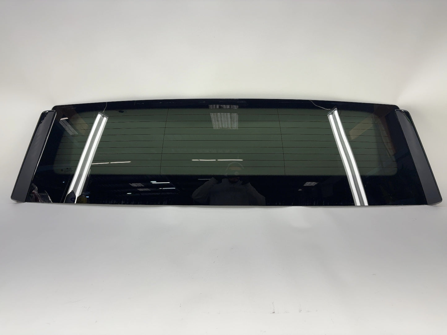 2023 Rivian R1T Rear Glass PT00000483-J