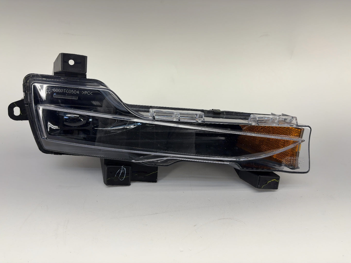 2021-2023 Tesla Model 3 Front Right Foglamp 1077390-00-F