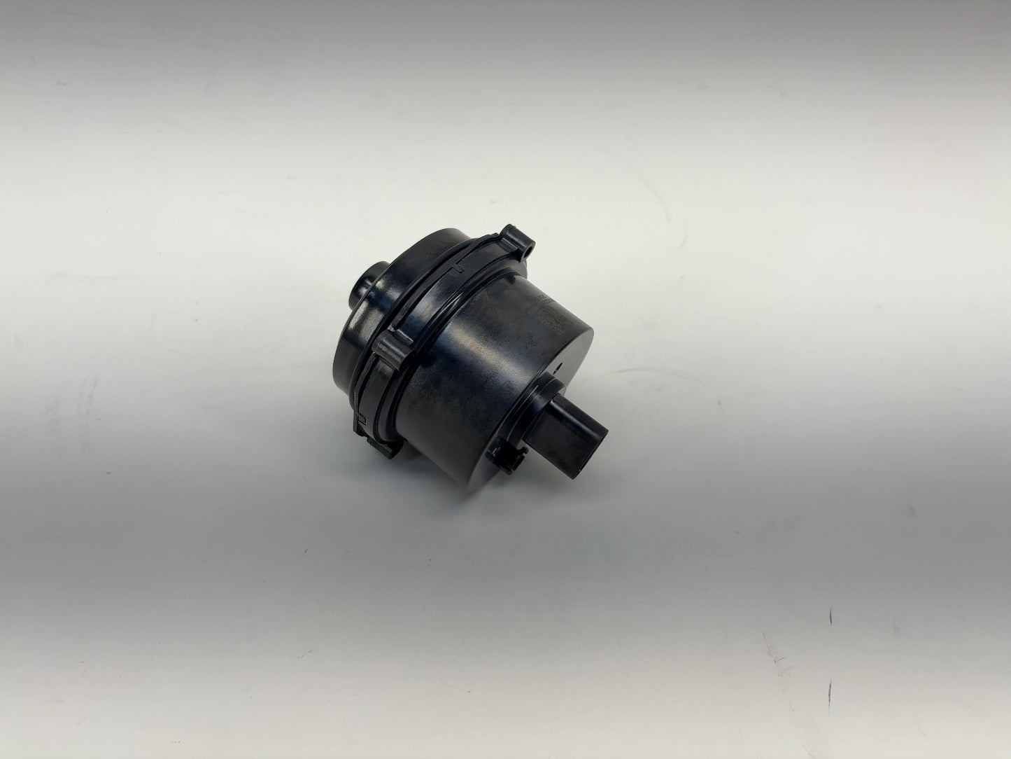 2025 Tesla Model 3 Highland Supermanifold Coolant Pump 1619322-00-C
