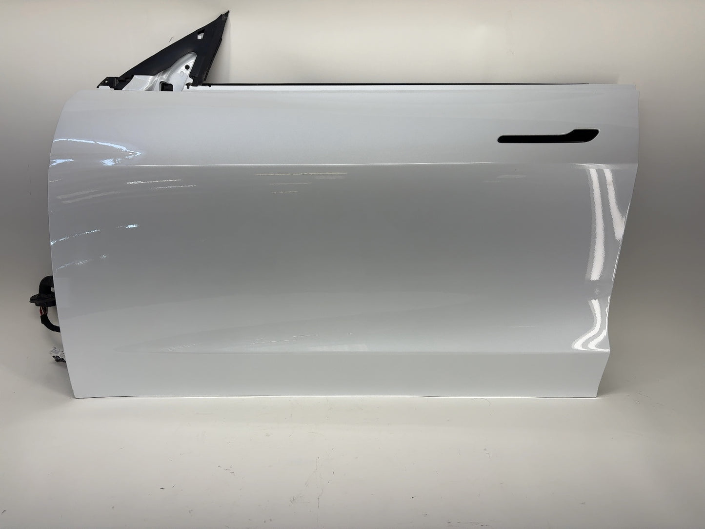 2024-2025 Tesla Model 3 Highland Front Left Door Shell 1751845-E0-A