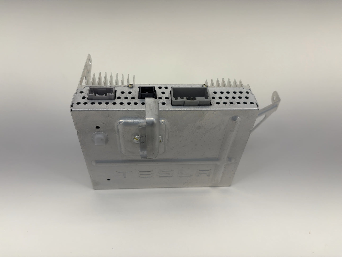 2022 Tesla Model 3 Audio Amplifier 1079748-00-F