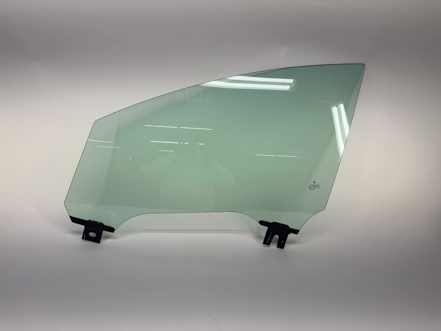 2018-2020 Tesla Model X Front Left Door Glass 1028822-00-J