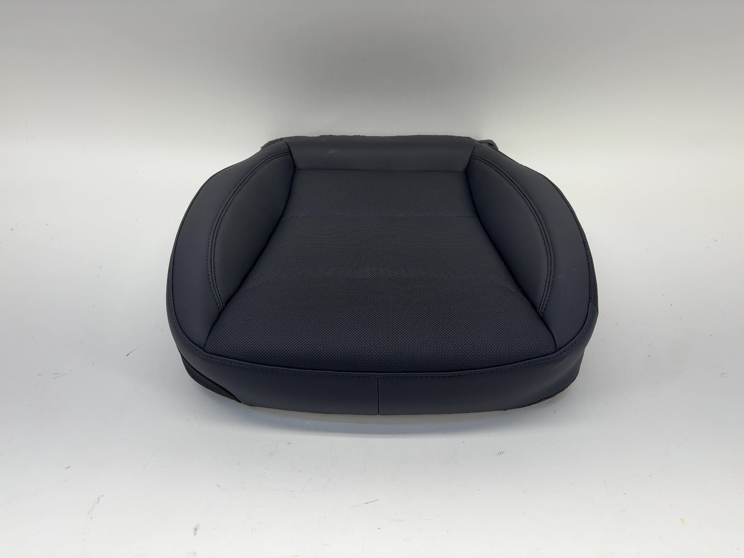 2025 Tesla Model 3 Highland Front Right Seat Lower Cushion 1997745-01-D