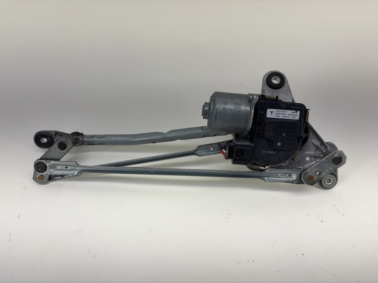 2018 Tesla Model 3 Wiper Motor Assembly 1076725-00-D
