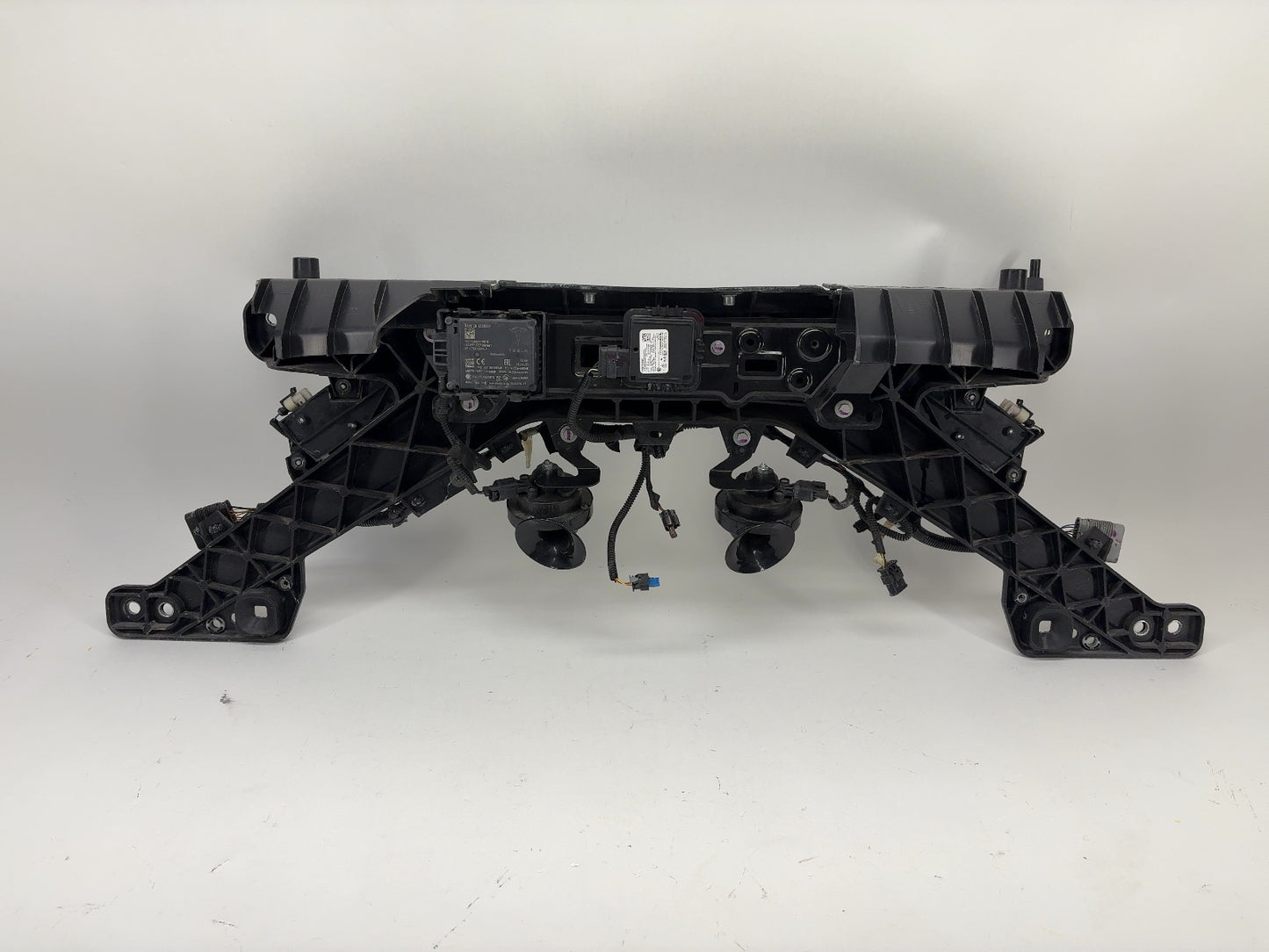 2018-2023 Tesla Model 3 Radiator Support Assembly 1110240-00-B