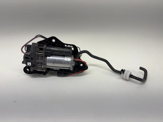 2020 Tesla Model X Air Suspension Compressor 1044911-00-D