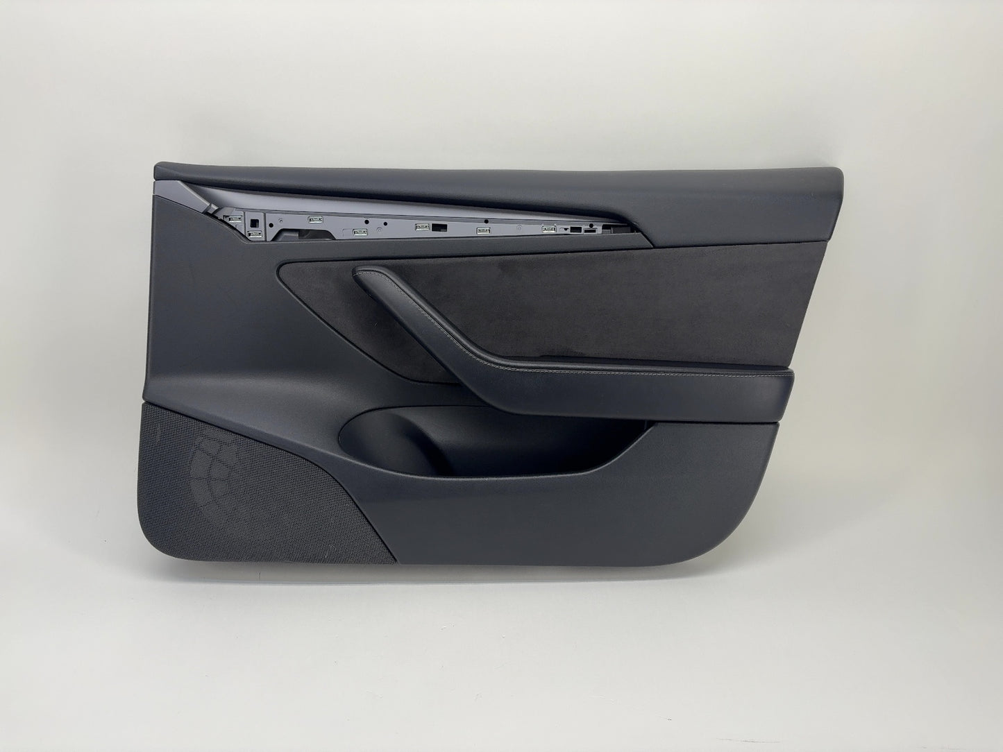2022-2023 Tesla Model 3 Front Right Door Panel 1761296-01-A