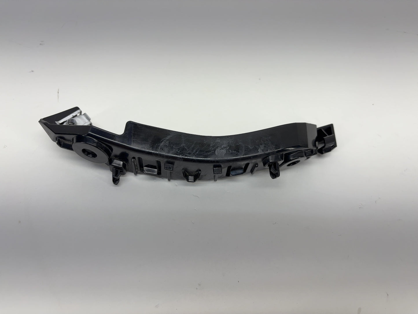 2026 Tesla Model Y Juniper Front Right Bumper Bracket 1983888-00-D