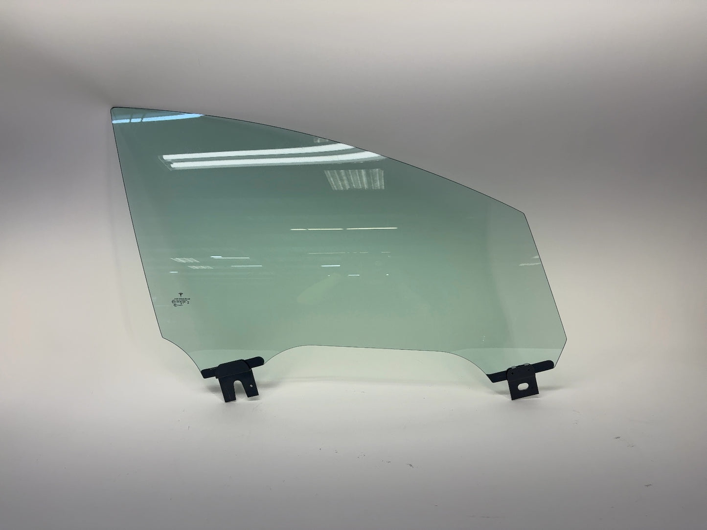 2018-2020 Tesla Model X Front Right Door Glass 1028823-00-J