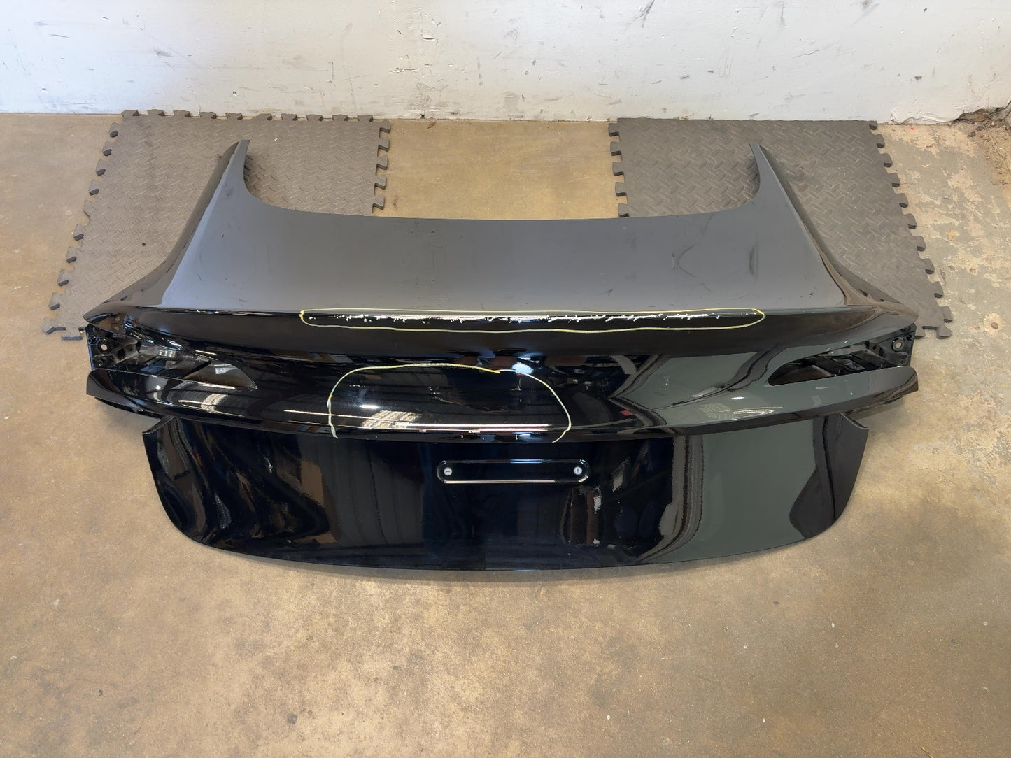 2024-2025 Tesla Model 3 Highland Trunk Lid Shell 1714928-E0-B