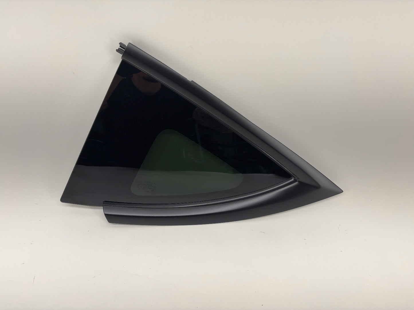 2026 Tesla Model Y Juniper Left Quarter Glass 1918867-21-C
