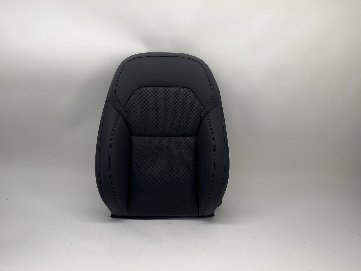 2025 Tesla Model Y Juniper Front Right Seat Upper Cushion 2048707-01-D