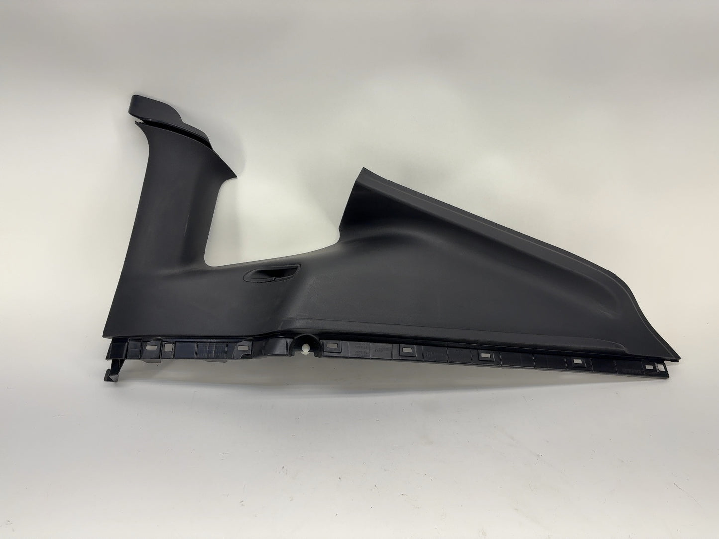 2023 Tesla Model Y Upper C Pillar Right 1661181-00-A