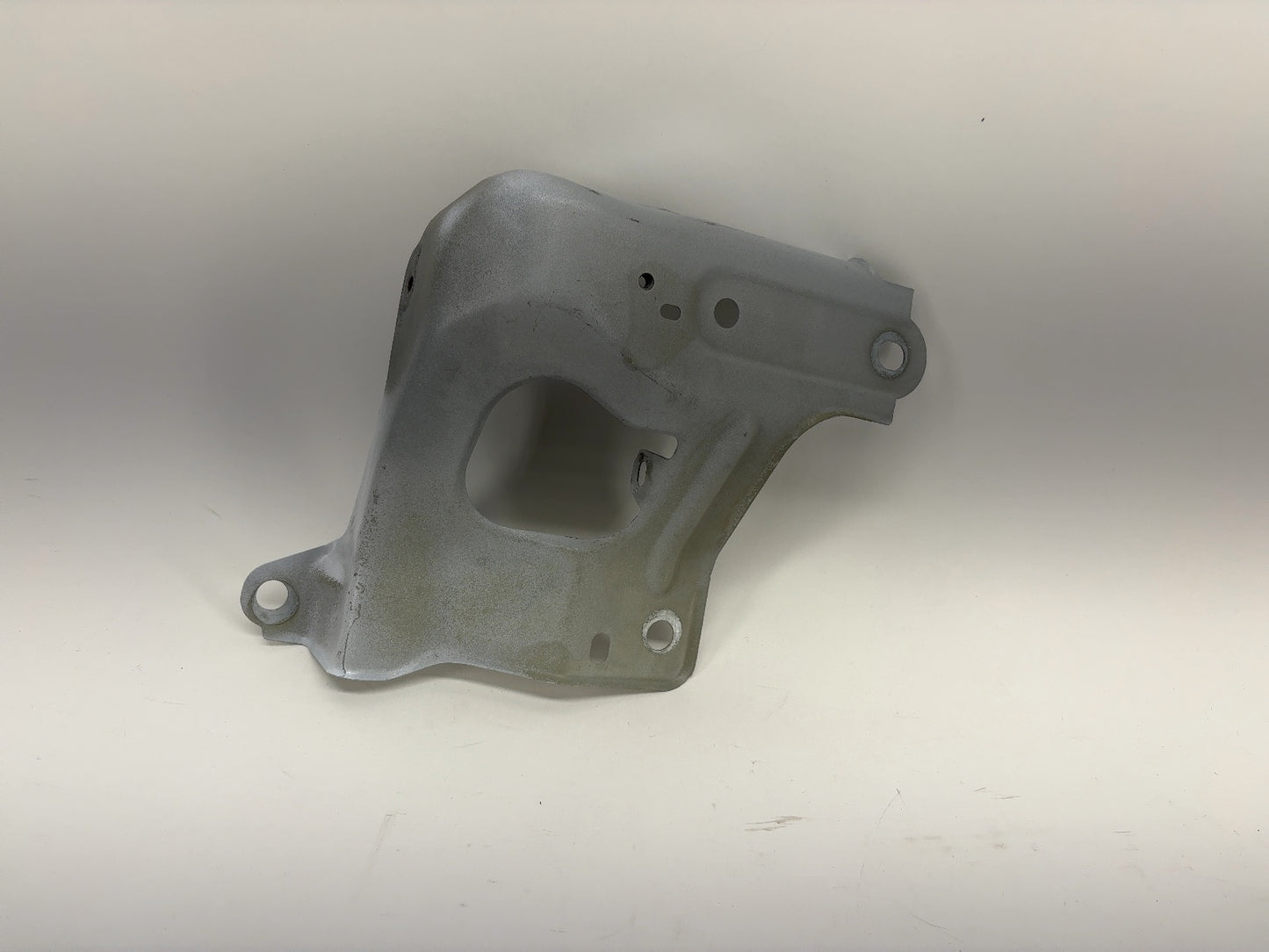 2023 Tesla Model Y Front Left Fender Support Bracket 1487491-00-A