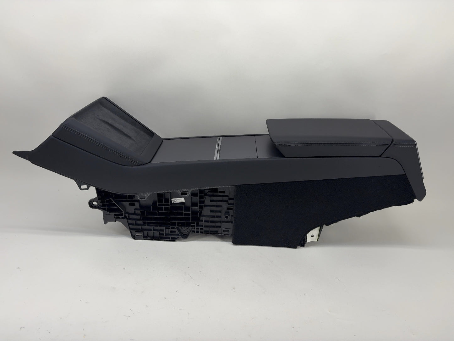 2025 Tesla Model 3 Highland Center Console 1714377-22-M