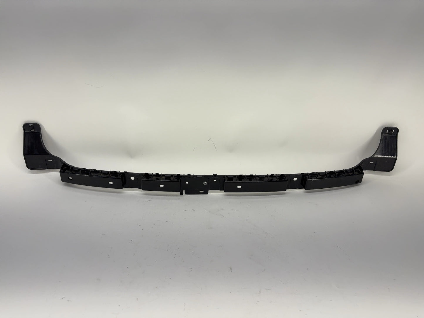 2023 Tesla Model 3 Rear Bumper Center Bracket 1083994-00-G