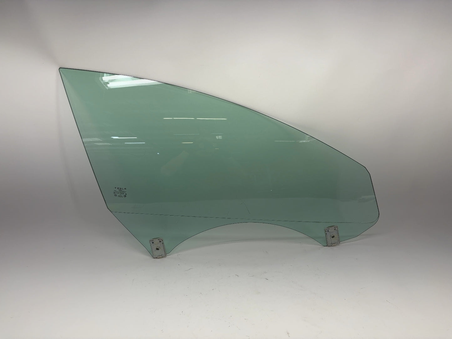 2024-2025 Tesla Model 3 Highland Front Right Door Glass Laminated 1773076-00-D