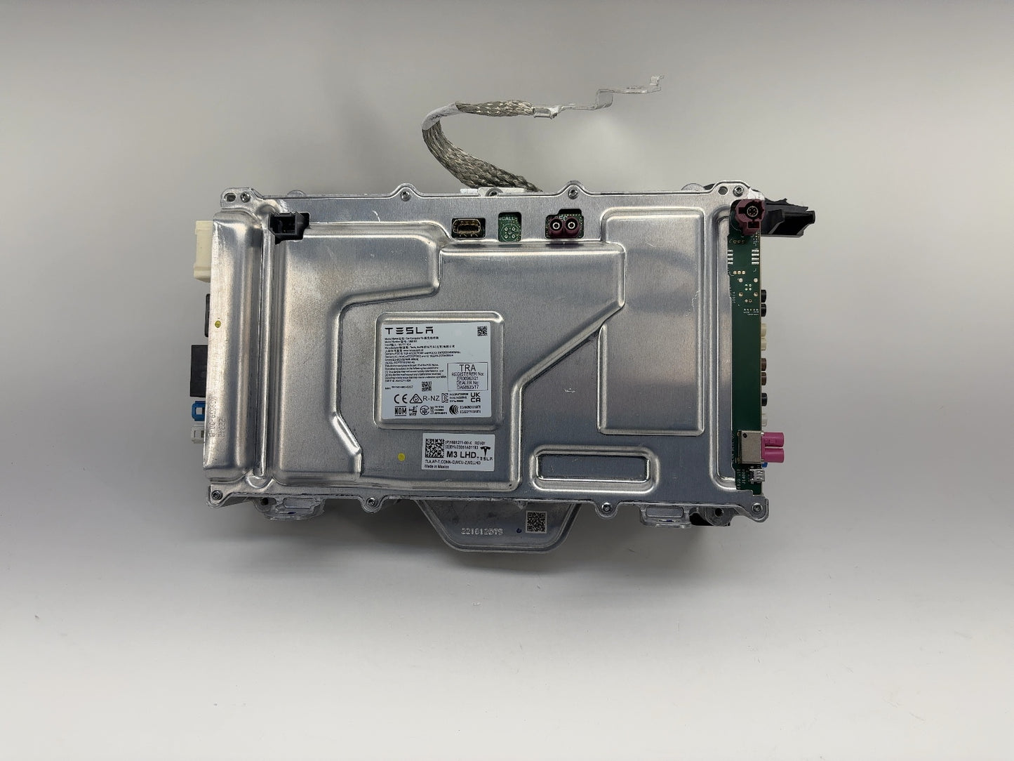 2023 Tesla Model 3 Car Computer 1681271-00-K