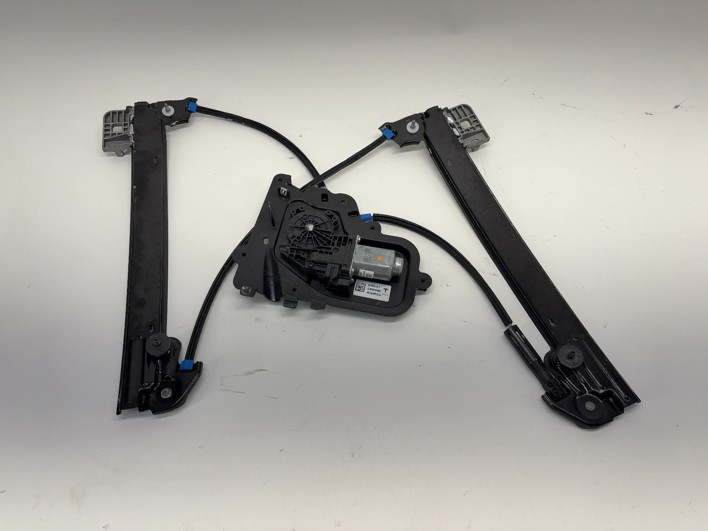 2017 Tesla Model 3 Front Left Door Window Regulator 1096620-00-F