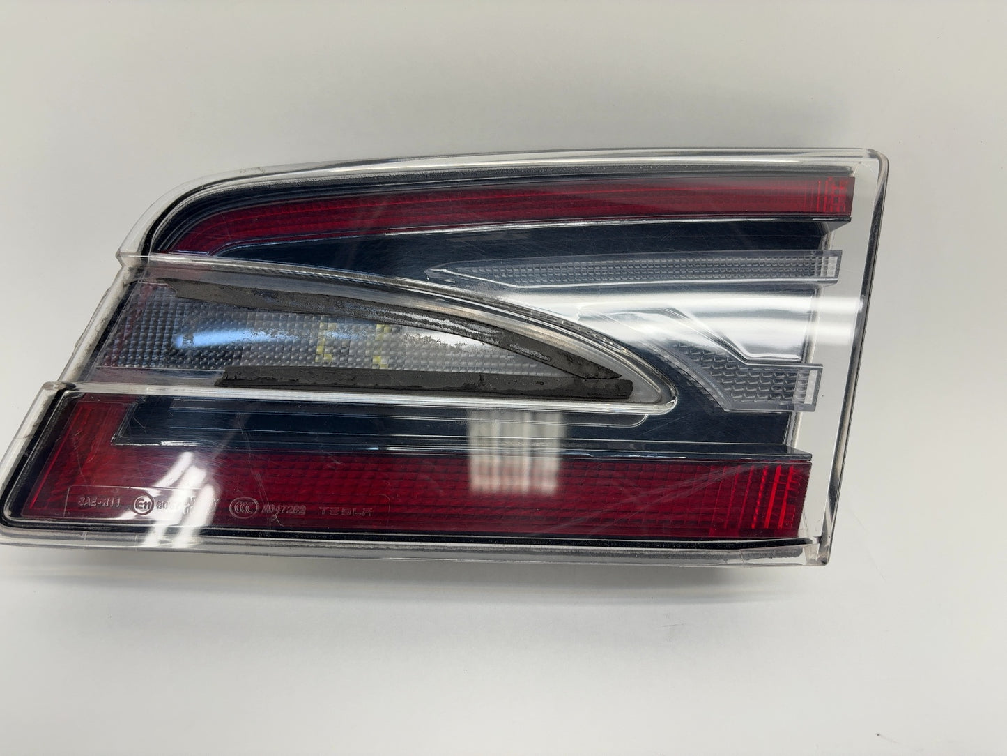 2016-2017 Tesla Model S Liftgate Tail Lamp Right 6005924-00-D
