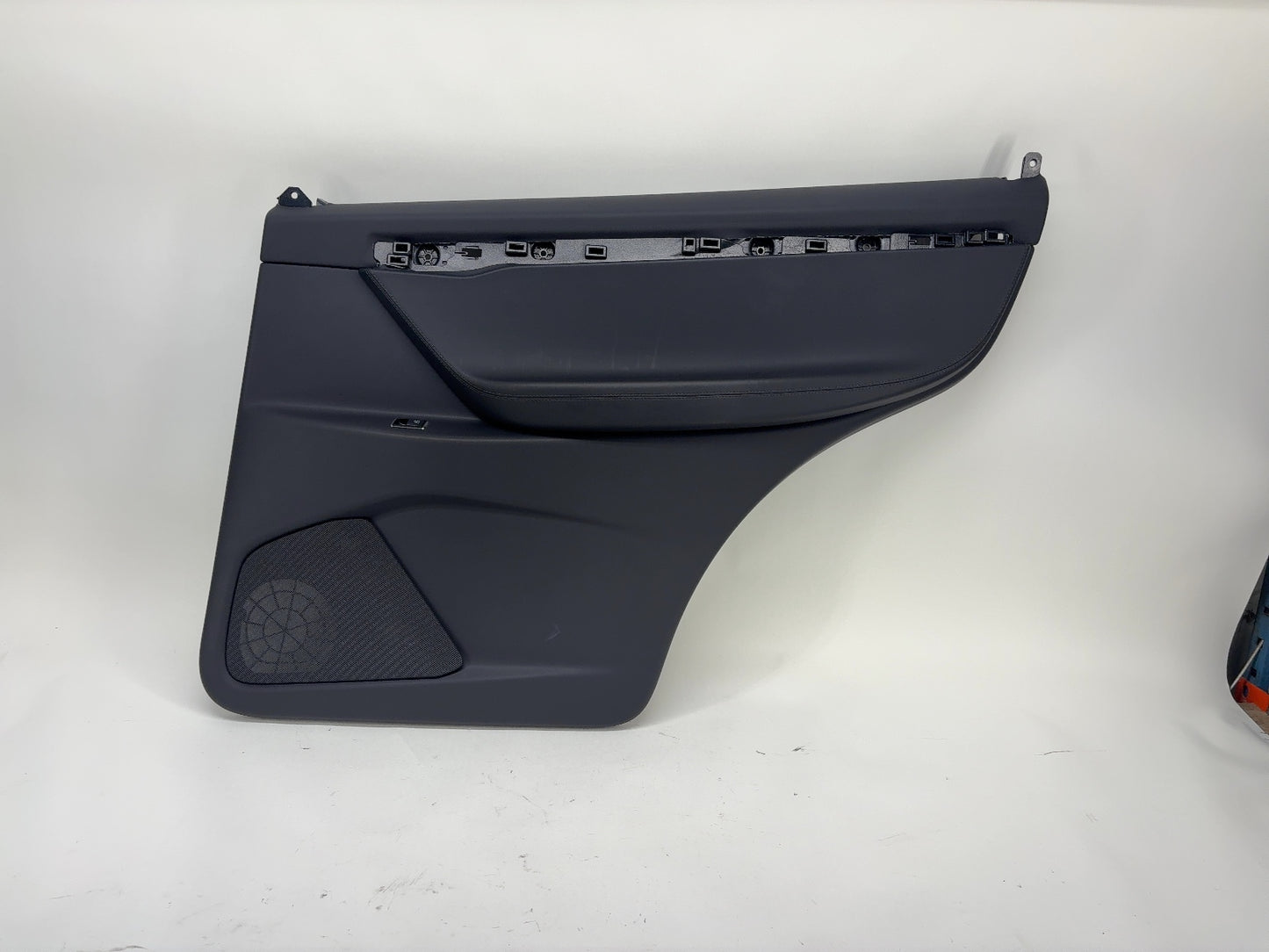 2018 Tesla Model X Rear Right Door Panel 1058004-21-I