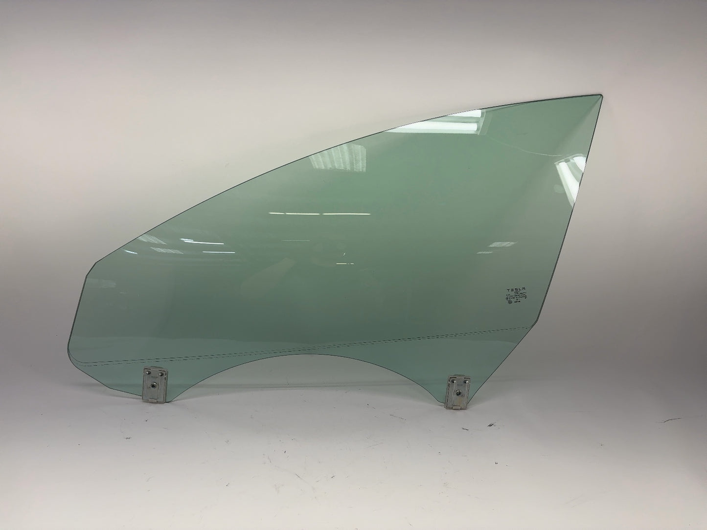 2024-2025 Tesla Model 3 Highland Front Left Door Glass Laminated 1768719-00-D