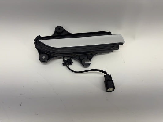 2018 Tesla Model X Front Right Door Handle 1035419-00-E