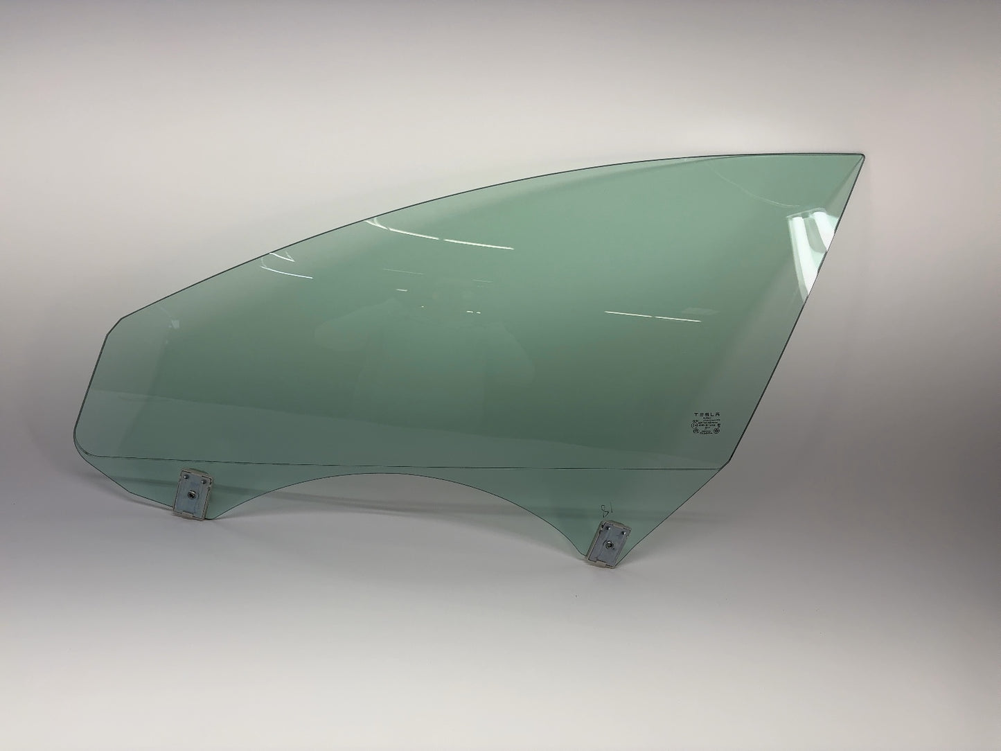 2024-2025 Tesla Model 3 Highland Front Left Door Glass Laminated 1768719-00-D