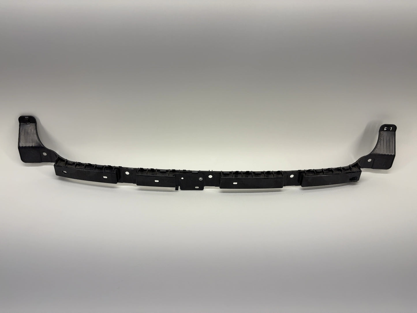 2018 Tesla Model 3 Bracket Rear Center 1121191-00-B