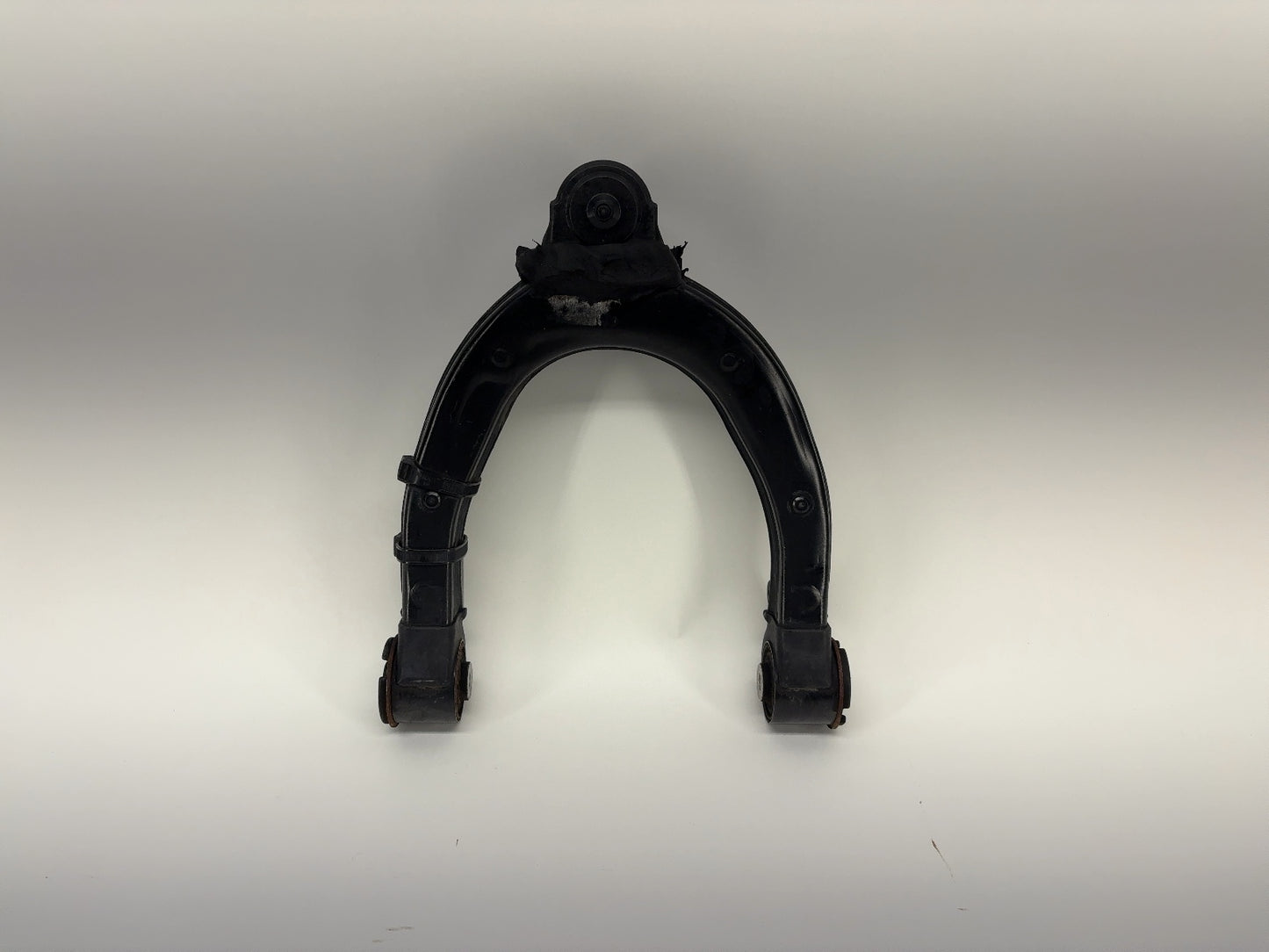 2018 Tesla Model 3 Front Left Upper Control Arm 1044321-00-E