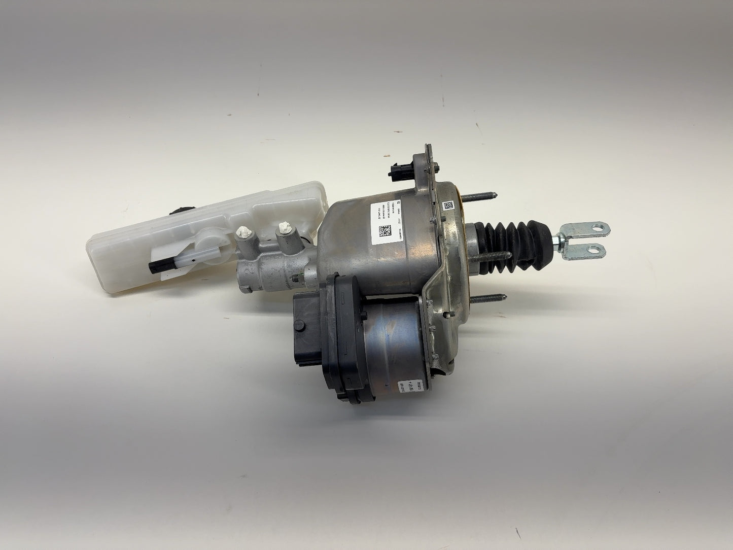 2018 Tesla Model 3 Brake Booster Assembly 1044671-00-D