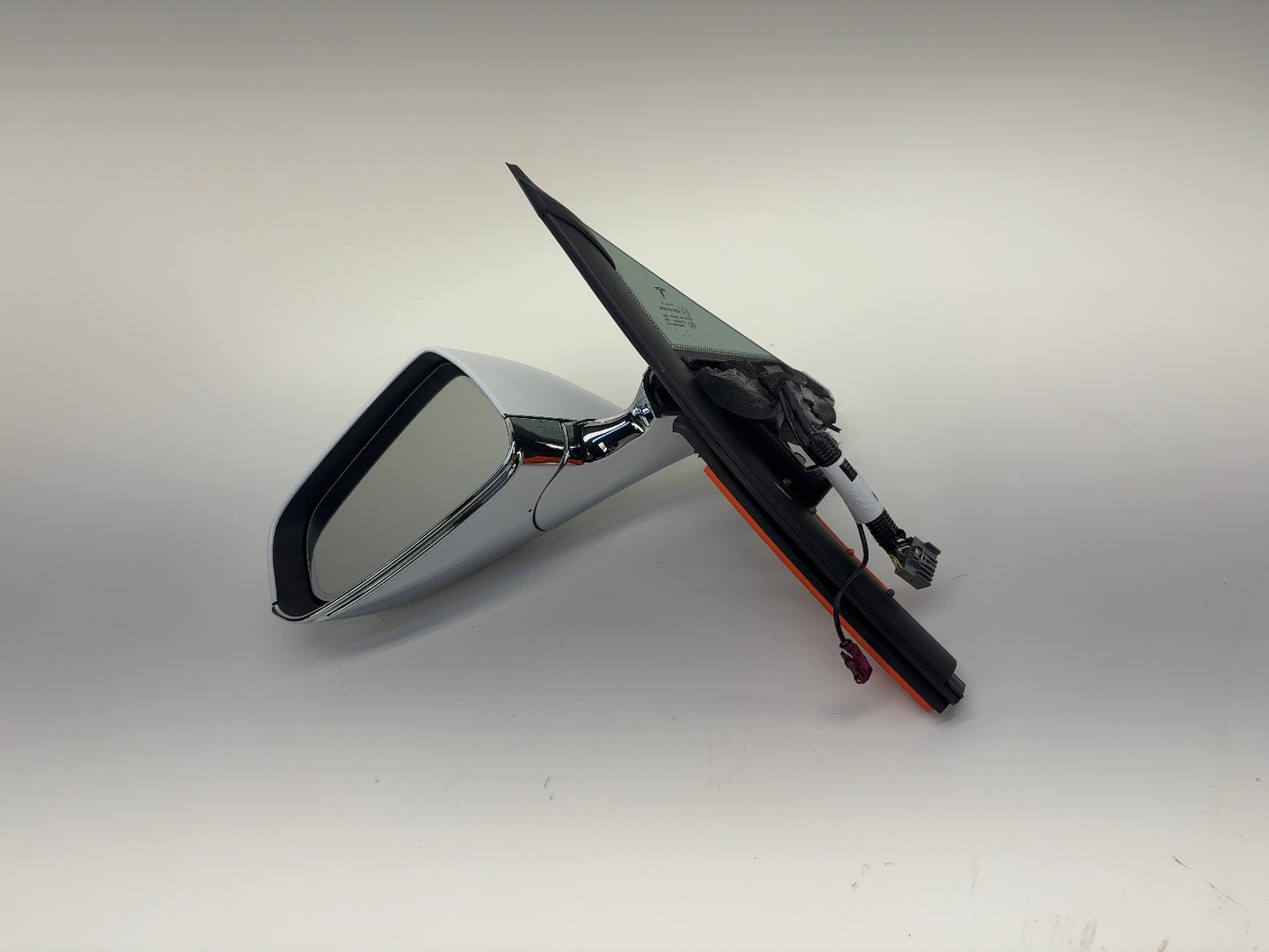 2015 Tesla Model S Front Left Door Mirror Assembly 1041317-00-A